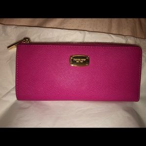 Raspberry MK wallet, used a few times